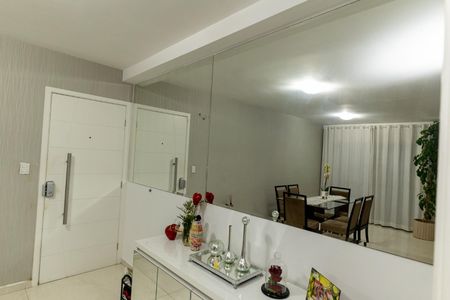 Sala de apartamento à venda com 2 quartos, 74m² em Jaguaribe, Osasco
