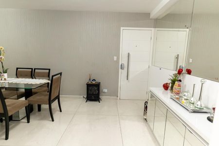 Sala de apartamento à venda com 2 quartos, 74m² em Jaguaribe, Osasco