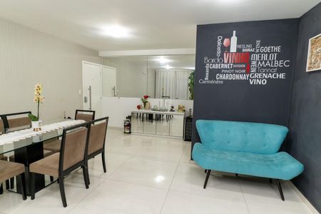 Sala de apartamento à venda com 2 quartos, 74m² em Jaguaribe, Osasco