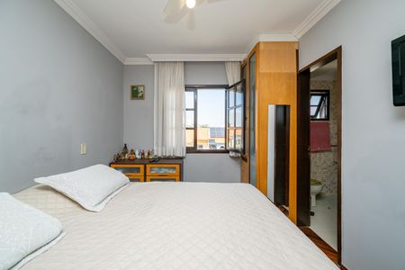 Casa de condomínio à venda com 268m², 3 quartos e 2 vagas Casa de condomínio à venda com 268m², 3 quartos e 2 vagasSuíte