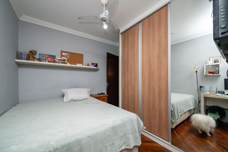 Casa de condomínio à venda com 268m², 3 quartos e 2 vagas Casa de condomínio à venda com 268m², 3 quartos e 2 vagasQuarto 1