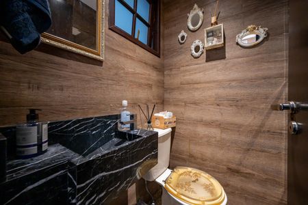 Casa de condomínio à venda com 268m², 3 quartos e 2 vagas Casa de condomínio à venda com 268m², 3 quartos e 2 vagasLavabo