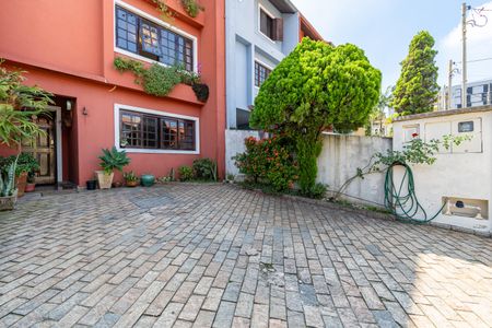 Casa de condomínio à venda com 268m², 3 quartos e 2 vagas Casa de condomínio à venda com 268m², 3 quartos e 2 vagasGaragem