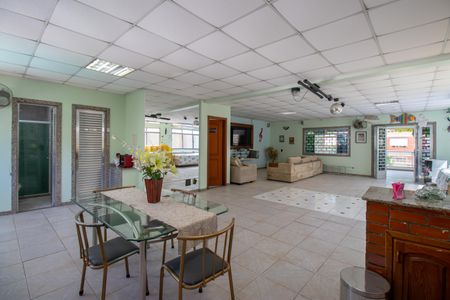 Casa à venda com 399m², 4 quartos e 4 vagasTerraço