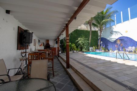 Casa à venda com 399m², 4 quartos e 4 vagasChurrasqueira