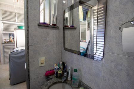 Casa à venda com 399m², 4 quartos e 4 vagasBanheiro de serviço