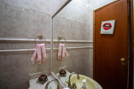 Casa à venda com 399m², 4 quartos e 4 vagasLavabo