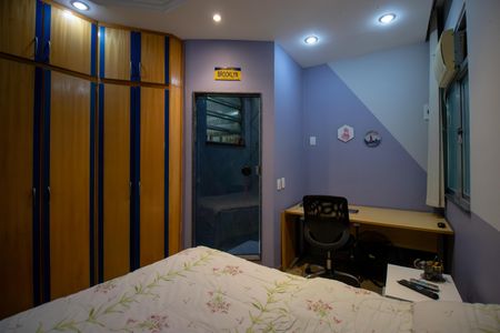 Casa à venda com 399m², 4 quartos e 4 vagasSuíte 2