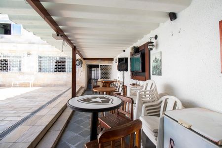 Casa à venda com 399m², 4 quartos e 4 vagasChurrasqueira