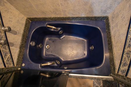 Casa à venda com 399m², 4 quartos e 4 vagasBanheiro da Suíte 2