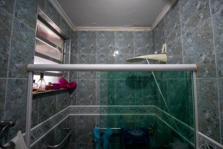 Casa à venda com 399m², 4 quartos e 4 vagasBanheiro da Suíte 3