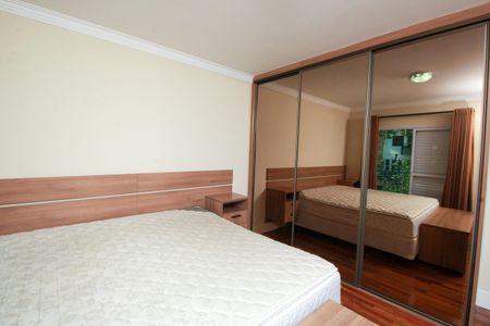 Casa à venda com 240m², 3 quartos e 4 vagasSuíte Master