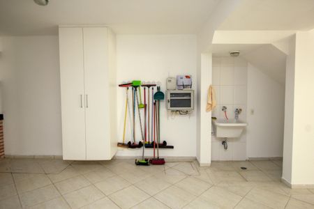 Casa à venda com 240m², 3 quartos e 4 vagasÁrea de Serviço