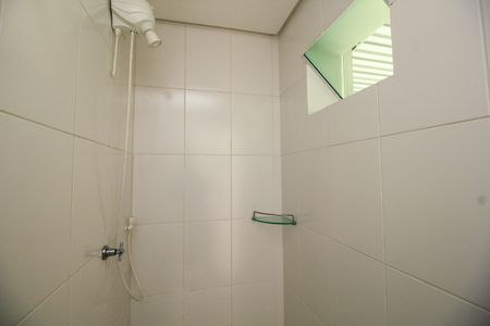 Casa à venda com 240m², 3 quartos e 4 vagasBanheiro da Garagem