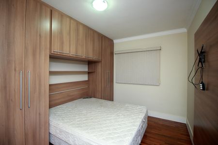 Casa à venda com 240m², 3 quartos e 4 vagasSuíte 2