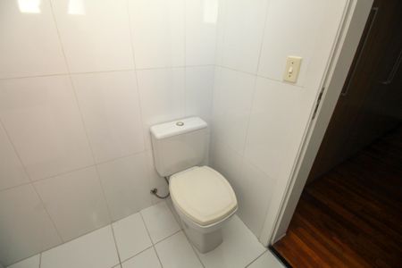 Casa à venda com 240m², 3 quartos e 4 vagasBanheiro da Suíte 3