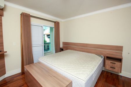 Casa à venda com 240m², 3 quartos e 4 vagasSuíte Master