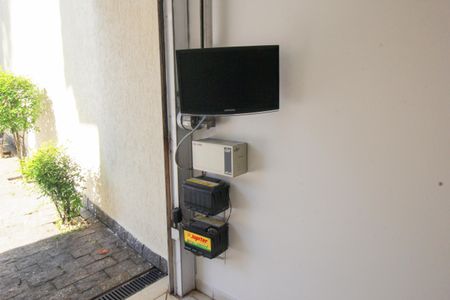 Casa à venda com 240m², 3 quartos e 4 vagasSistema de Monitoramento