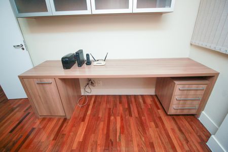 Casa à venda com 240m², 3 quartos e 4 vagasSuíte 3