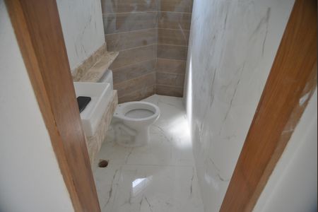 Casa à venda com 185m², 3 quartos e 4 vagasLavabo