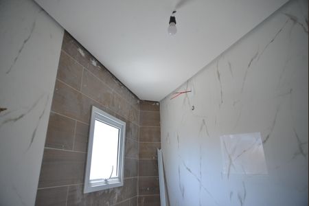Casa à venda com 185m², 3 quartos e 4 vagasBanheiro da Suite1