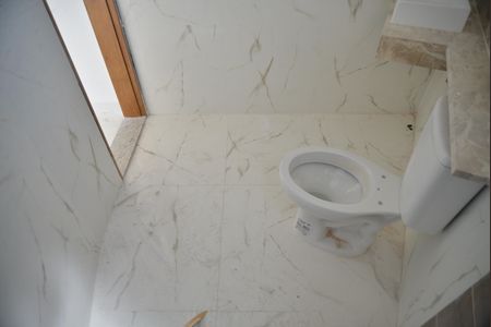 Casa à venda com 185m², 3 quartos e 4 vagasBanheiro da Suite1