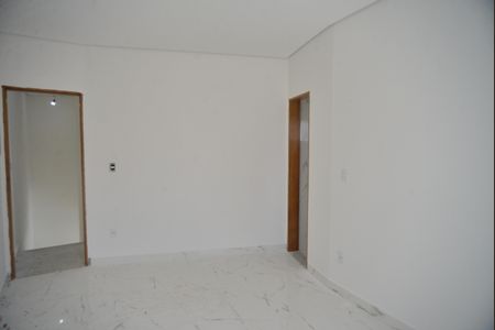 Casa à venda com 185m², 3 quartos e 4 vagasQuarto Suite 1