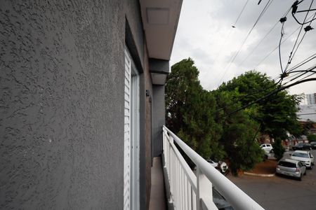 Apartamento para alugar com 38m², 2 quartos e sem vaga Apartamento para alugar com 38m², 2 quartos e sem vagaVaranda