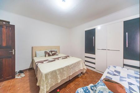Casa à venda com 430m², 6 quartos e 2 vagas Casa à venda com 430m², 6 quartos e 2 vagasQuarto 1