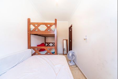 Casa à venda com 430m², 6 quartos e 2 vagas Casa à venda com 430m², 6 quartos e 2 vagasQuarto 2 casa 2