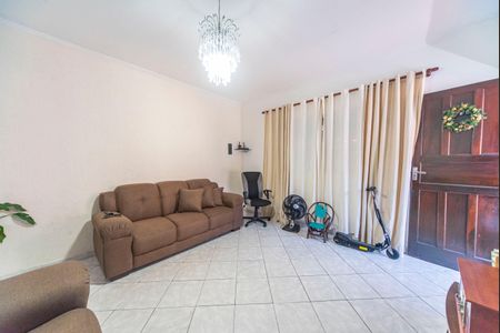 Casa à venda com 430m², 6 quartos e 2 vagas Casa à venda com 430m², 6 quartos e 2 vagasSala casa 2