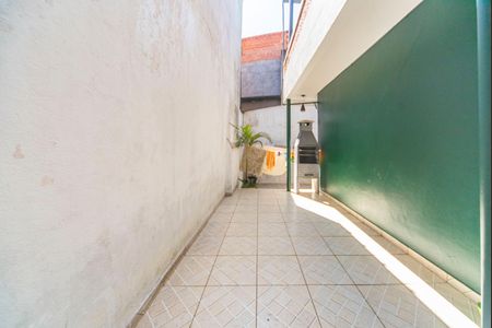 Casa à venda com 430m², 6 quartos e 2 vagas Casa à venda com 430m², 6 quartos e 2 vagasQuintal