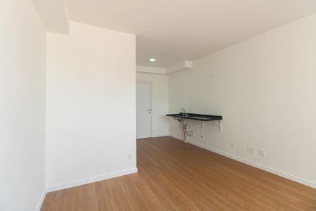 Studio para alugar com 27m², 1 quarto e sem vaga Studio para alugar com 27m², 1 quarto e sem vagaStudio - Sala e Quarto
