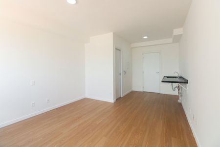 Studio para alugar com 27m², 1 quarto e sem vaga Studio para alugar com 27m², 1 quarto e sem vagaStudio - Sala e Quarto
