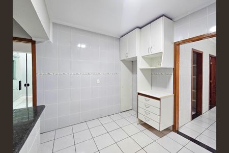 Casa para alugar com 405m², 3 quartos e 5 vagasCozinha