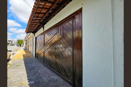 Casa para alugar com 405m², 3 quartos e 5 vagasFachada