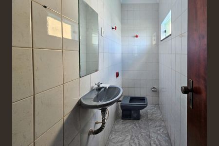 Casa para alugar com 405m², 3 quartos e 5 vagasBanheiro de Serviço