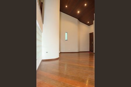 Sala de casa para alugar com 3 quartos, 405m² em Vila Camilópolis, Santo André