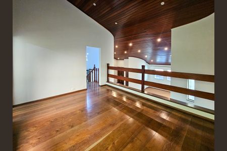 Casa para alugar com 405m², 3 quartos e 5 vagasSuíte