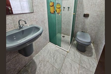 Casa para alugar com 405m², 3 quartos e 5 vagasBanheiro de Serviço