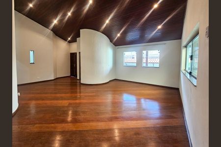 Sala de casa para alugar com 3 quartos, 405m² em Vila Camilópolis, Santo André