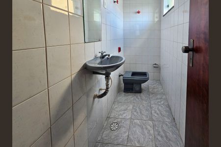 Casa para alugar com 405m², 3 quartos e 5 vagasBanheiro de Serviço