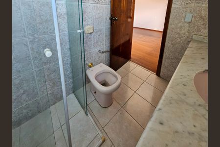 Casa para alugar com 405m², 3 quartos e 5 vagasBanheiro da Suíte 2