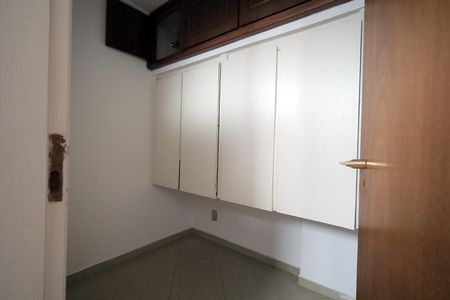 Apartamento para alugar com 130m², 3 quartos e 2 vagasDispensa