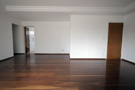 Apartamento para alugar com 130m², 3 quartos e 2 vagasSala