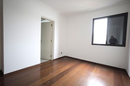 Apartamento para alugar com 130m², 3 quartos e 2 vagasQuarto Suíte 1