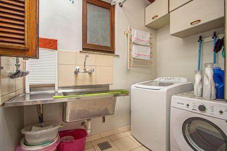 Apartamento para alugar com 280m², 5 quartos e 2 vagasÁrea de Serviço