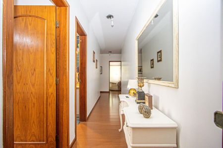 Apartamento para alugar com 280m², 5 quartos e 2 vagasCorredor 