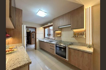 Apartamento para alugar com 280m², 5 quartos e 2 vagasCozinha