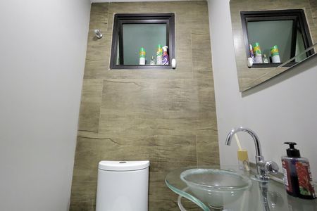 Casa à venda com 277m², 3 quartos e 6 vagasBanheiro